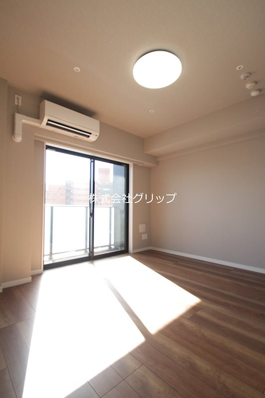 Le'a川崎弐番館の洋室