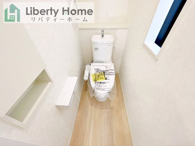 結城市結城第43　新築戸建　5号棟のトイレ