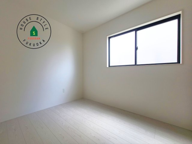 福岡市東区奈多1丁目第2-6棟（3号棟）の内観：施工例|落ち着いた色調の洋室です。