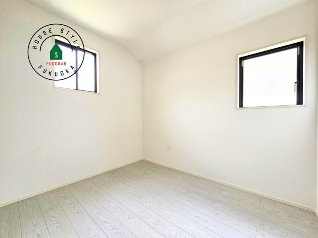 福岡市東区奈多1丁目第2-6棟（5号棟）の内観：施工例|落ち着いた色調の洋室です。