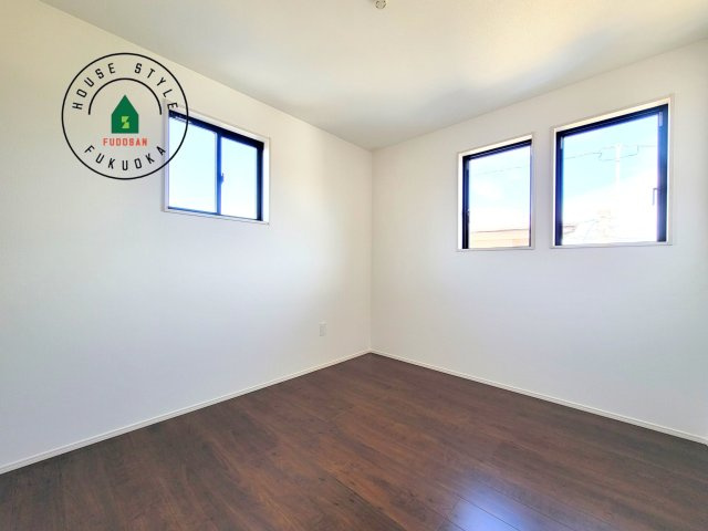 福岡市東区奈多1丁目第2-6棟（6号棟）の内観：施工例|落ち着いた色調の洋室です。