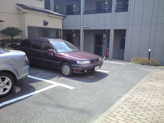 アファブル仲手原の駐車場|敷地内駐車場
