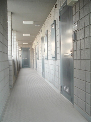 アファブル仲手原のその他共用部分|２F共用廊下