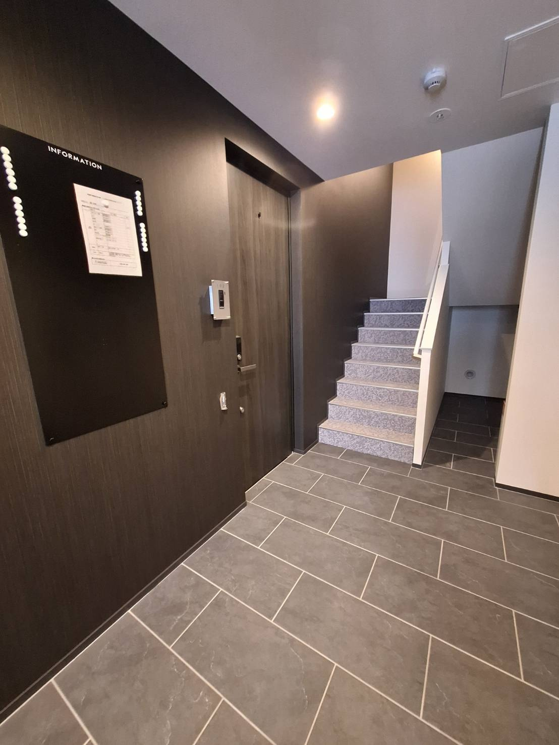 ＴＨＥ　ＷＩＮＤのロビー