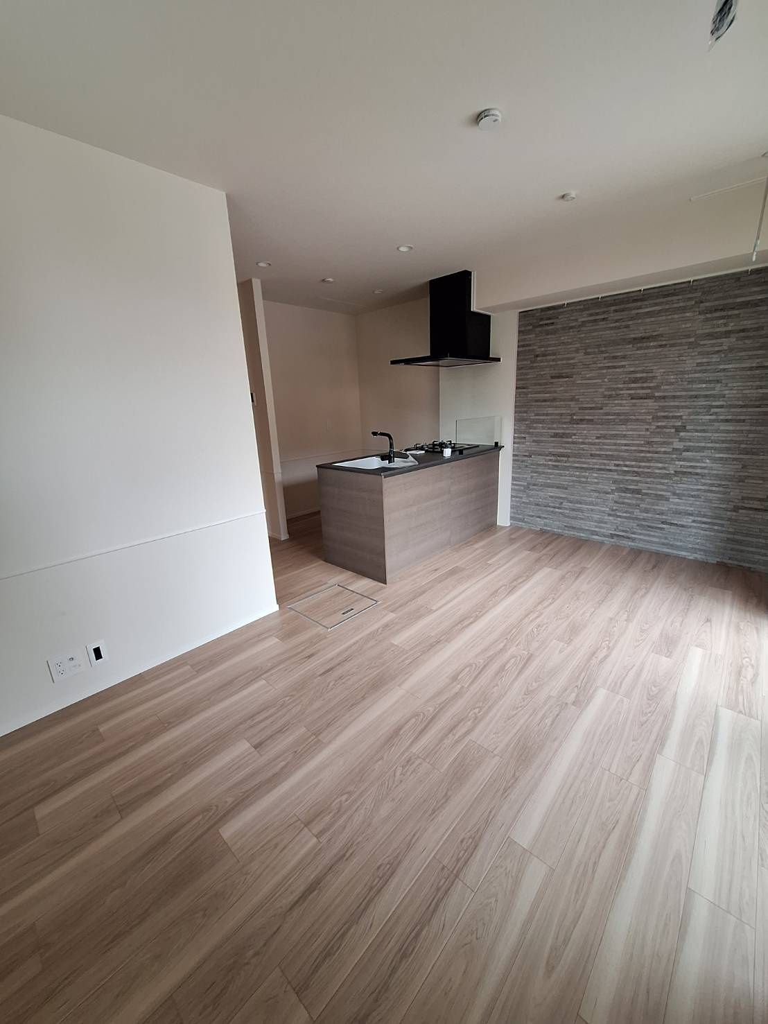 ＴＨＥ　ＷＩＮＤの居間・リビング