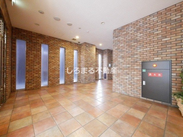 アーバネックス福島のロビー