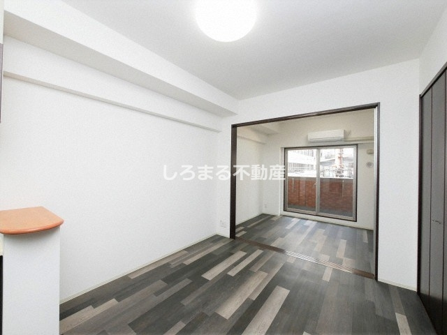 アーバネックス福島の居間・リビング