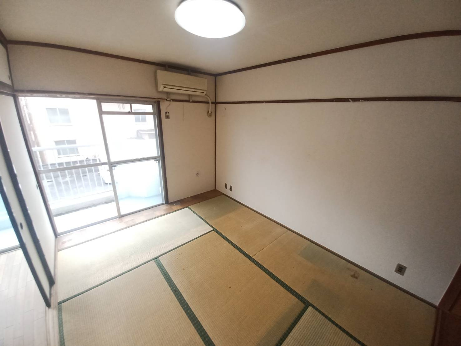 三倉マンションの和室