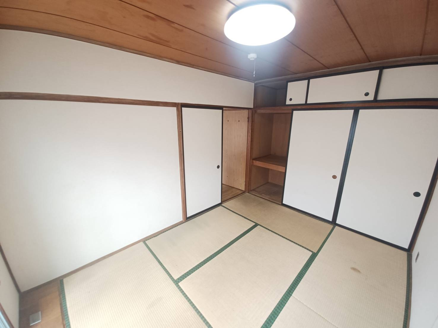 三倉マンションの和室