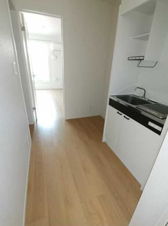 パークヒルズ三軒茶屋　独立洗面台　追い焚き　バストイレ別のキッチン