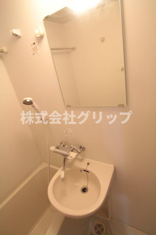 ロアール溝口駅前の洗面所