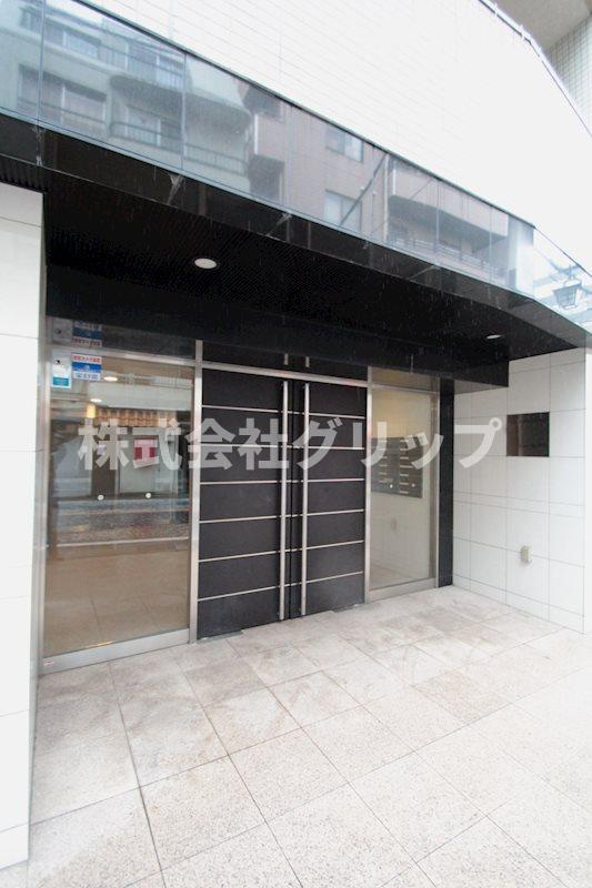 ロアール溝口駅前のエントランス