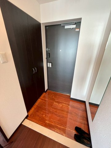 プレジオ宝塚ＡＳＩＡＮの玄関