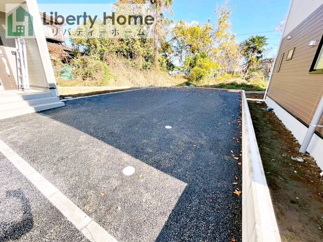 結城市結城第43　新築戸建　6号棟の駐車場