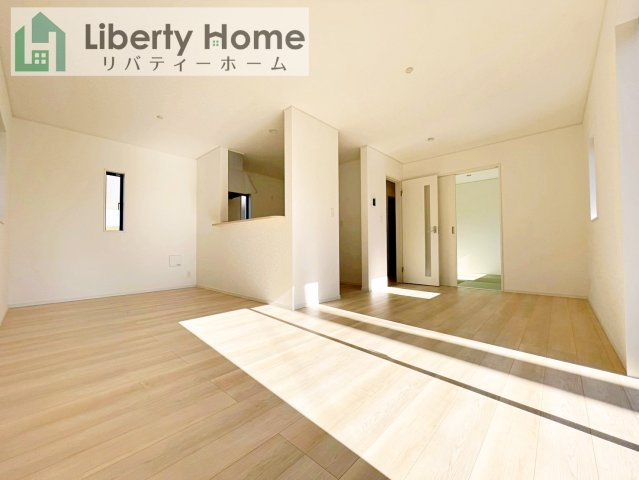 結城市結城第43　新築戸建　6号棟の居間・リビング