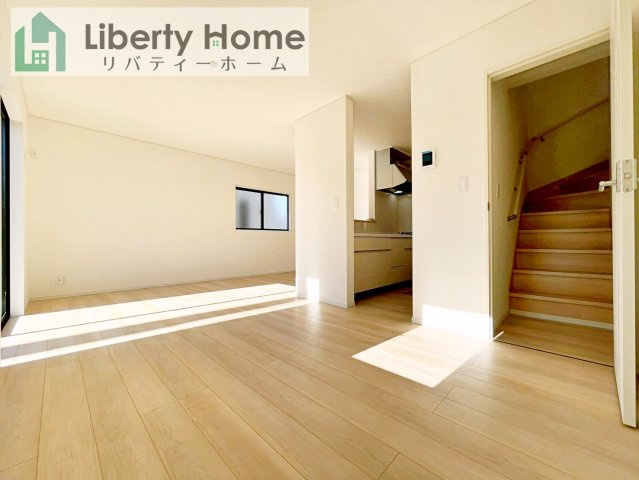 結城市結城第43　新築戸建　6号棟の居間・リビング