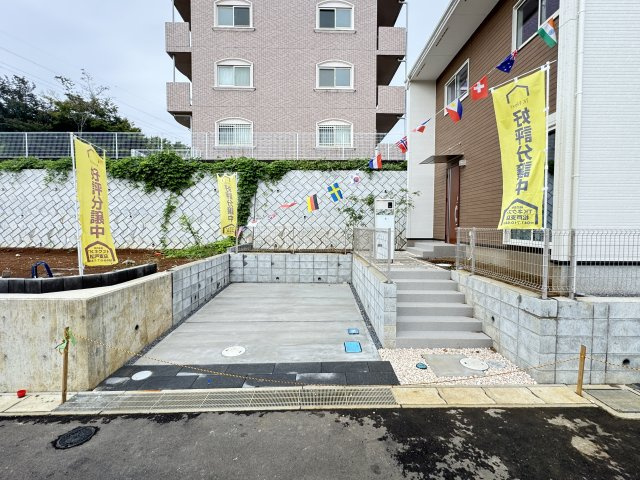 柏市酒井根２丁目新築戸建【酒井根小学校：7分】の駐車場|4号棟駐車スペース