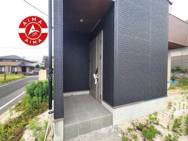 大野城市緑ケ丘4丁目第3-1棟（1号棟）　の玄関|おでかけの時も帰った時も、「我が家」を最初に感じでもらえる素敵な空間に。