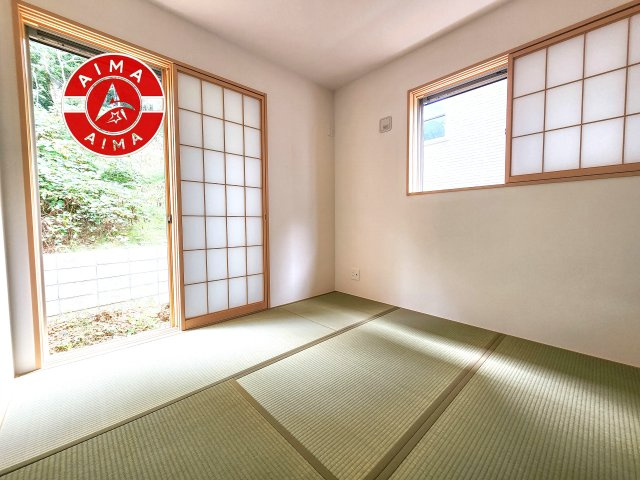 福津市福間南3丁目第1-7棟（2号棟）　の和室|柔らかい畳が心地よい和室