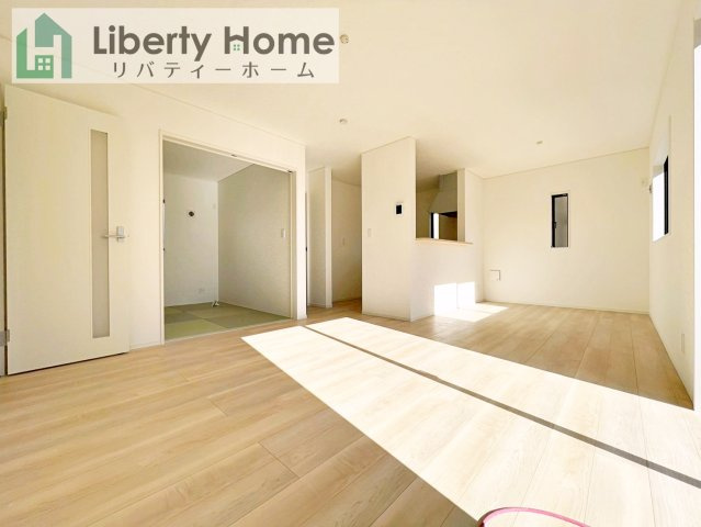 結城市結城第43　新築戸建　7号棟の居間・リビング
