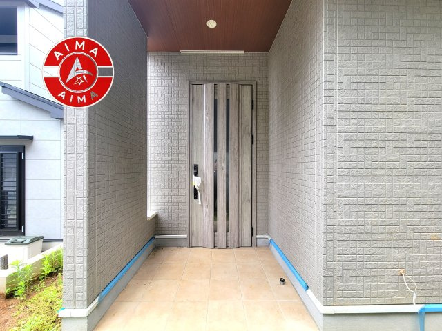 福津市福間南3丁目第1-7棟（4号棟）　の玄関|おでかけの時も帰った時も、「我が家」を最初に感じでもらえる素敵な空間に。