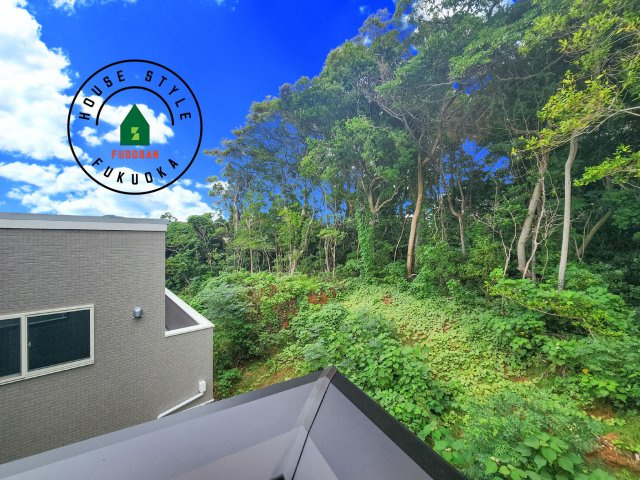 福津市福間南3丁目第1-7棟（6号棟）　の展望|窓から緑が見える物件も魅力的です。