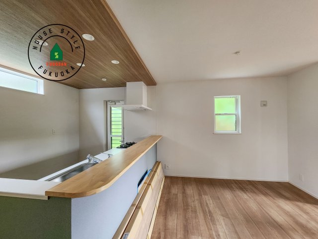 福津市福間南3丁目第1-7棟（6号棟）　のキッチン|キッチンから立ち込める香りが今日の料理を期待させます。