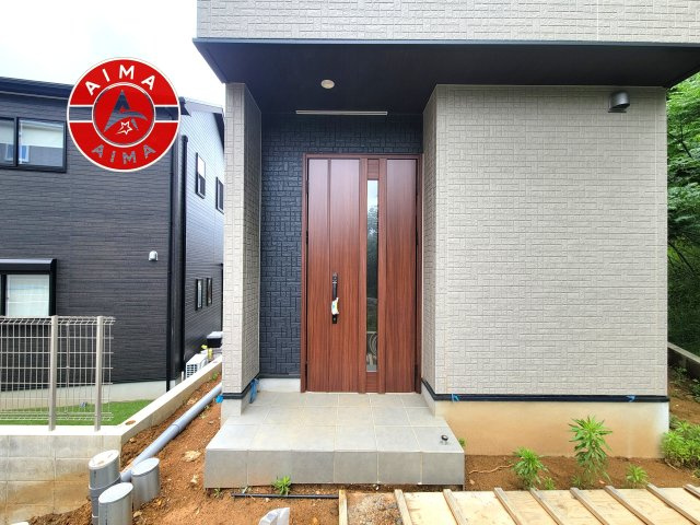 福津市福間南3丁目第1-7棟（6号棟）　の玄関|おでかけの時も帰った時も、「我が家」を最初に感じでもらえる素敵な空間に。
