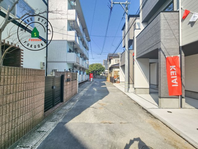 大野城市中央１丁目第1-3棟（2号棟）の前面道路含む現地写真|前面道路です。