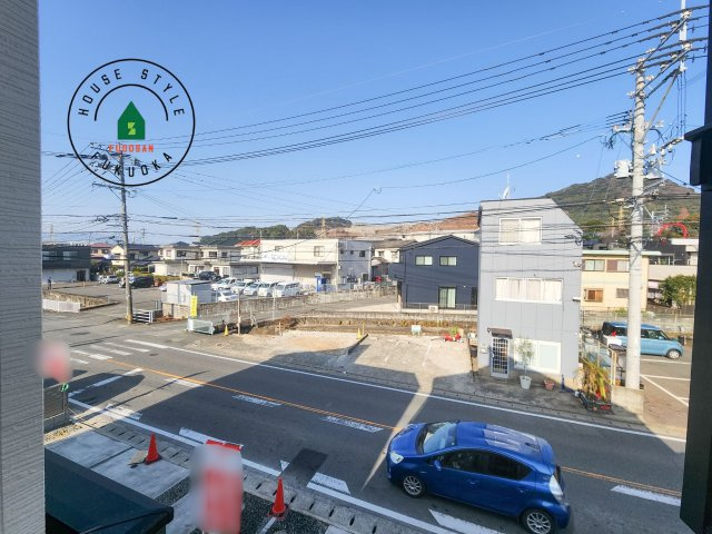 大野城市乙金東1丁目第2第3-3棟(1号棟)の展望|窓から緑が見える物件も魅力的です。