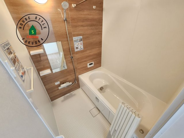 大野城市乙金東1丁目第2第3-3棟(3号棟)の内観：施工例|1日の疲れを癒してくれる広々バスルーム。雨の日のお洗濯にも大活躍な浴室乾燥機付です！