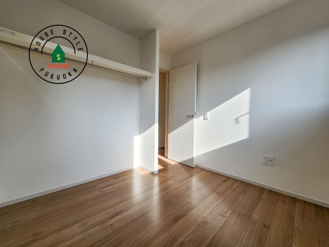 大野城市乙金東1丁目第2第3-3棟(3号棟)の内観：施工例|落ち着いた色調の洋室です。