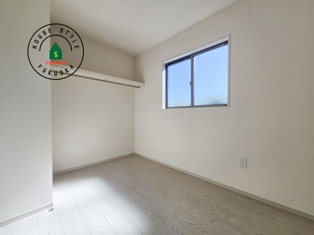 春日市春日10丁目第1-4棟（1号棟）の和室|柔らかい畳が心地よい和室