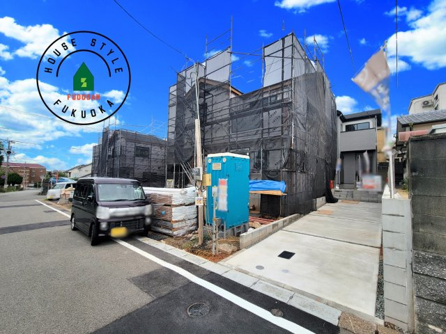 福岡市東区松香台1丁目第1-5棟（5号棟）　の前面道路含む現地写真|見学の時間などお気軽にお問い合わせ下さい。