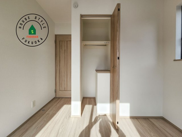 福岡市西区泉3丁目第1-2棟(B号棟)の子供部屋|穏やかな光が差し込む室内には、穏やかな時間が流れます。