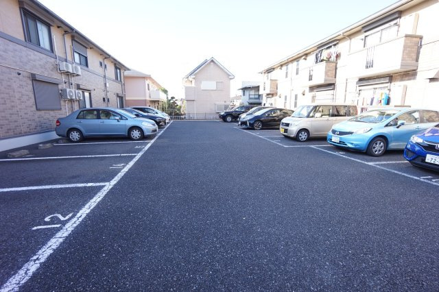 メゾン森Ｐａｒｔ ⅩⅠ･ⅩⅡの駐車場