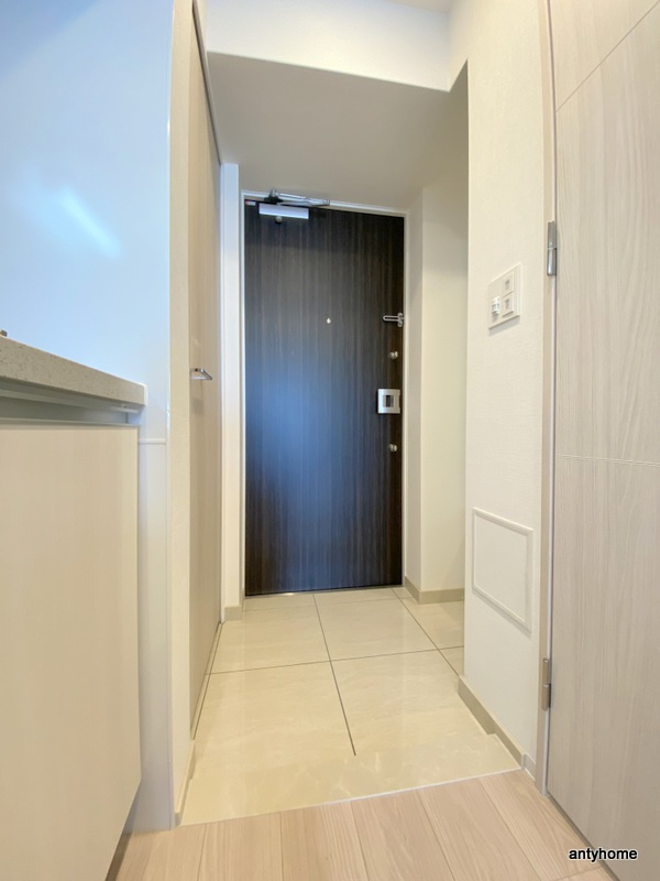 Quintet NAMBA(旧：レジュールアッシュNAMBA) 仲介手数料無料の玄関