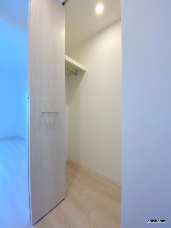 Quintet NAMBA(旧：レジュールアッシュNAMBA) 仲介手数料無料の収納