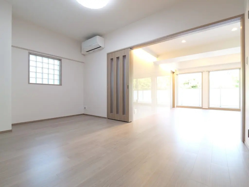 プレジオ宝塚ＡＳＩＡＮの居間・リビング|※建築中の為、実際のお部屋と仕様が異なるケースがございます。