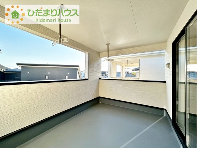 【バルコニー】 | 我孫子市中峠第20　新築戸建　2号棟 | 人気が高いインナーバルコニーを採用♪天候を気にせず洗濯物を干せ、紫外線も気にせずに済みます(*^^)v