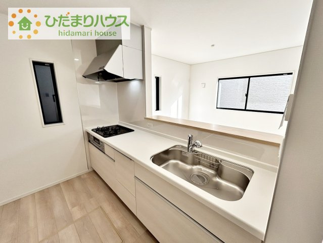 【キッチン】 | 我孫子市中峠第20　新築戸建　2号棟 | 料理をしながらでも、ご家族との会話を楽しめる対面式キッチン♪