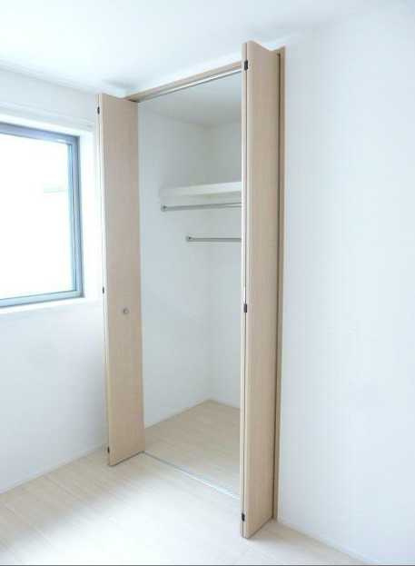 テラス312　築浅　2人入居可　浴室乾燥機　追い焚きの収納