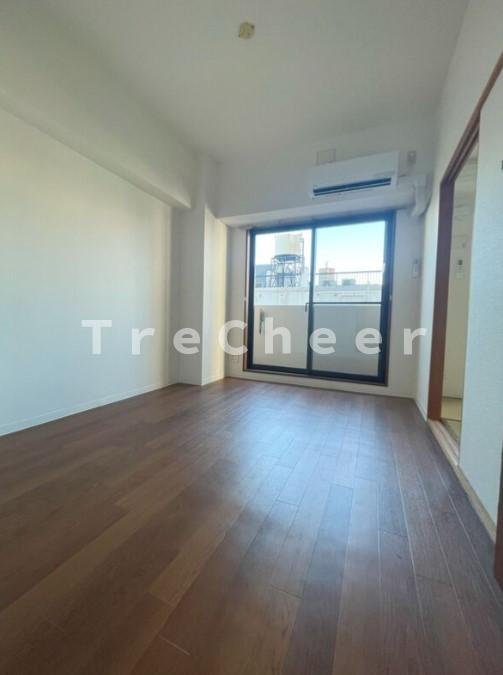 ロイヤルプラザ浅草の居間・リビング