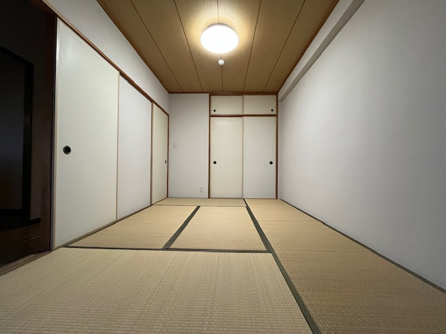 ダイアパレス⾦剛東桜ヶ丘の和室