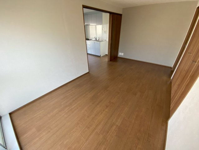 ストランドパレーの居間・リビング