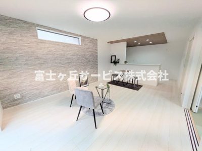 【居間・リビング】 | 湖西市南台4丁目 新築一戸建て | リビングです