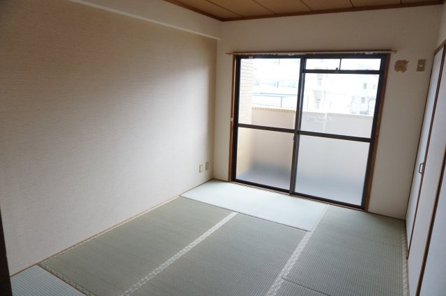 グリーンプラザ御厨の和室