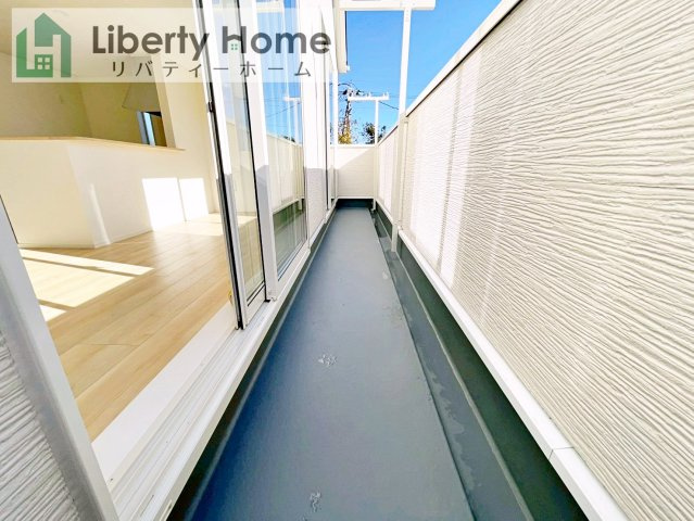 結城市結城第43　新築戸建　8号棟のバルコニー