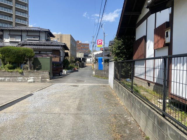 二日市北4丁目土地の前面道路含む現地写真