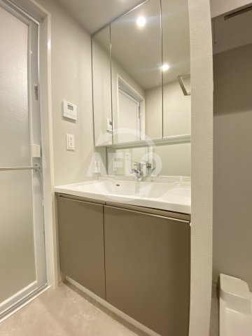 アーバネックス本町Ⅱ(明治小学校区)の独立洗面台|アーバネックス本町II　洗面所